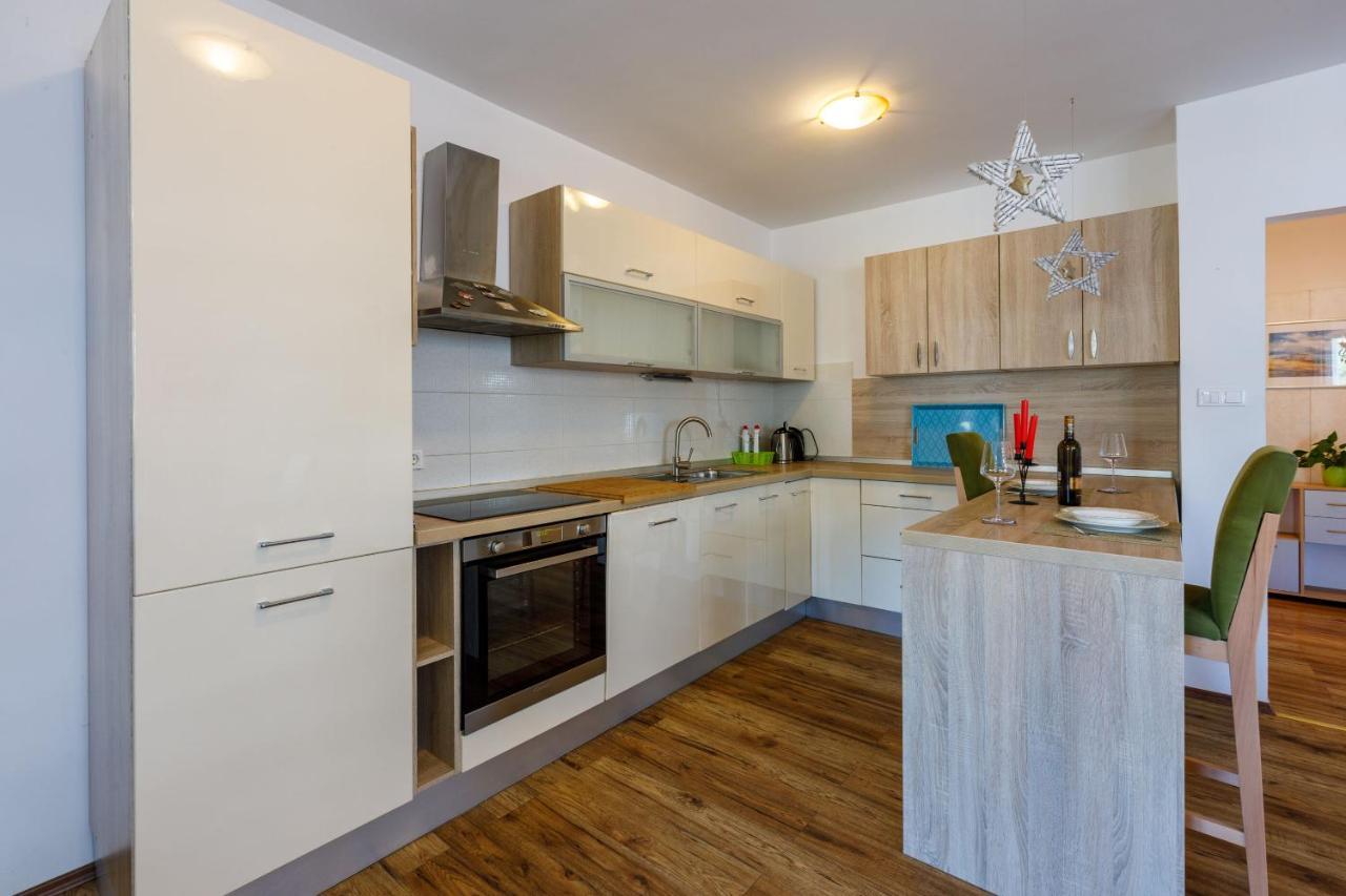 Apartments Franny Novi Vinodolski Extérieur photo